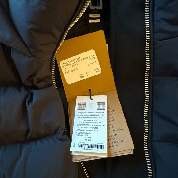 Brand new BURBERRY NEWBRIDGE Hooded Down Quilted Puffer Coat with tags. - Picture 2 of 10